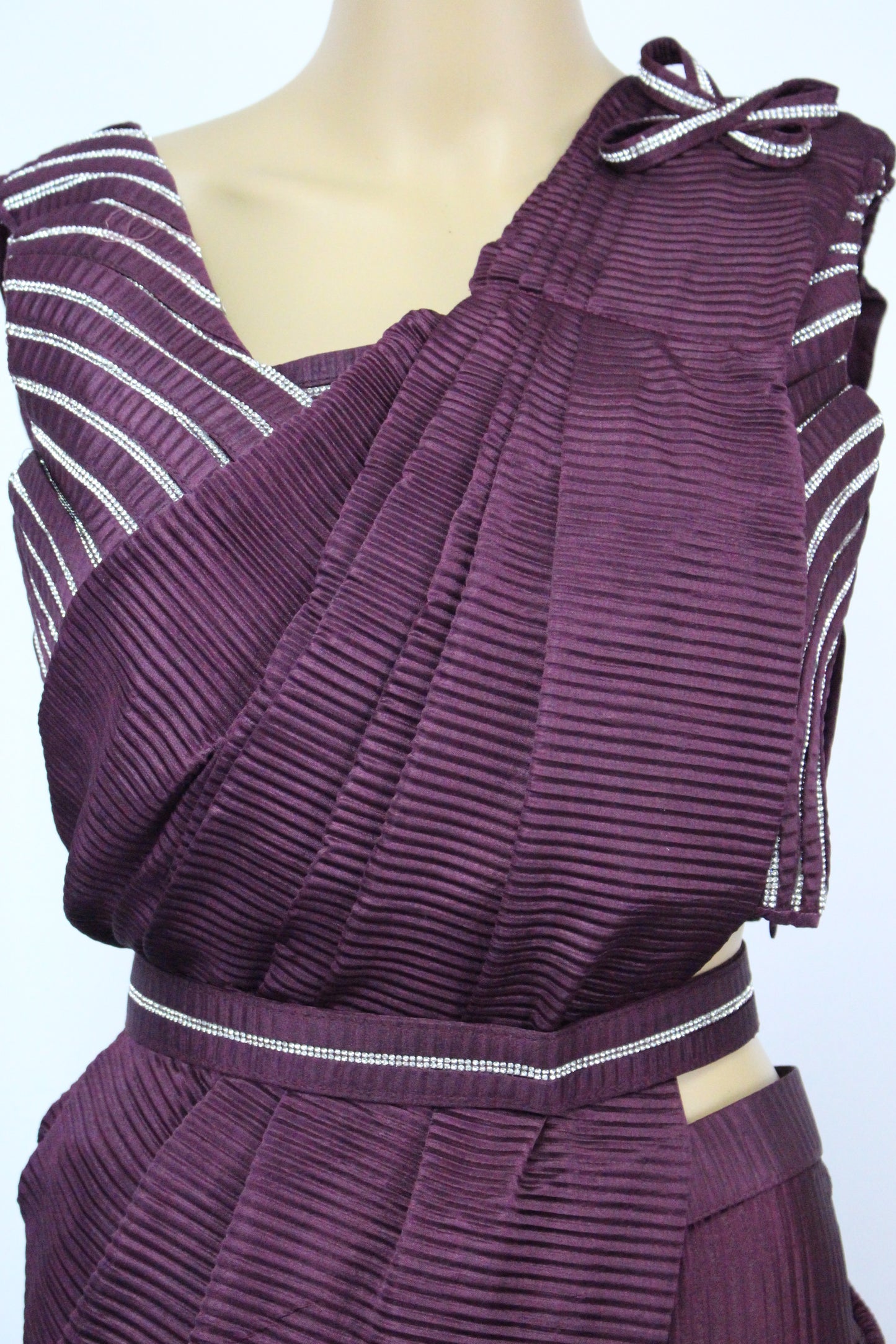 Simple Crush Fabric Ready to Wear Sarees with Belt (Multiple Colors)